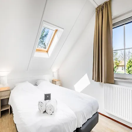 Luxurious With Bath And Dishwasher Near A Nature Reserve Villa